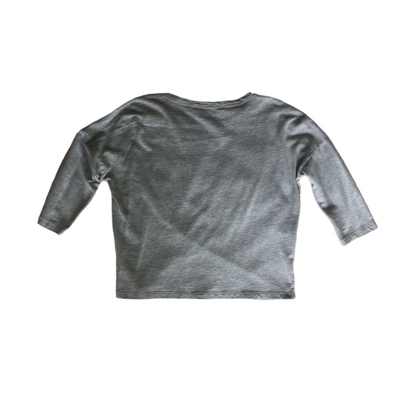 MID-CROPPED & MID-SLEEVE SLOGAN TOP • SIZE S - Picture 2 of 4